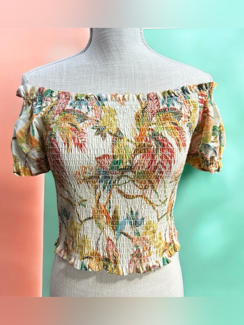 Rose + Olivia sz SM off shoulder floral print ruched crop top NWOT